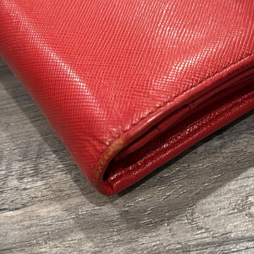 Prada Milano Red Saffiano Lux Leather Logo Flap Continental Wallet - Picture 13 of 16